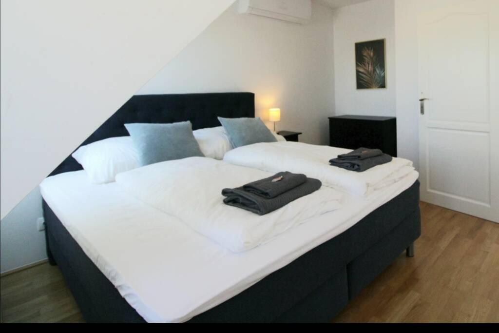 Ferienwohnung Penthouse With Amazing Terrace L Lf42 Wien Exterior foto